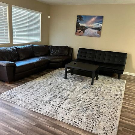 Quiet 1Bed,1Bath Condo With Free Parking フレズノ エクステリア 写真